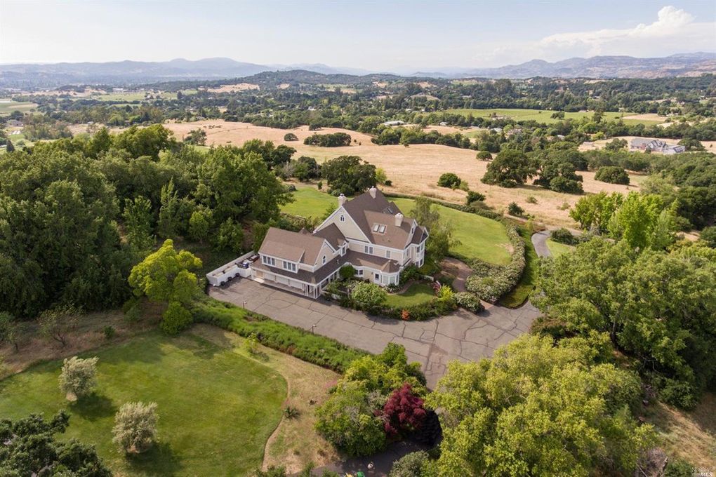 1089 Green Valley Road